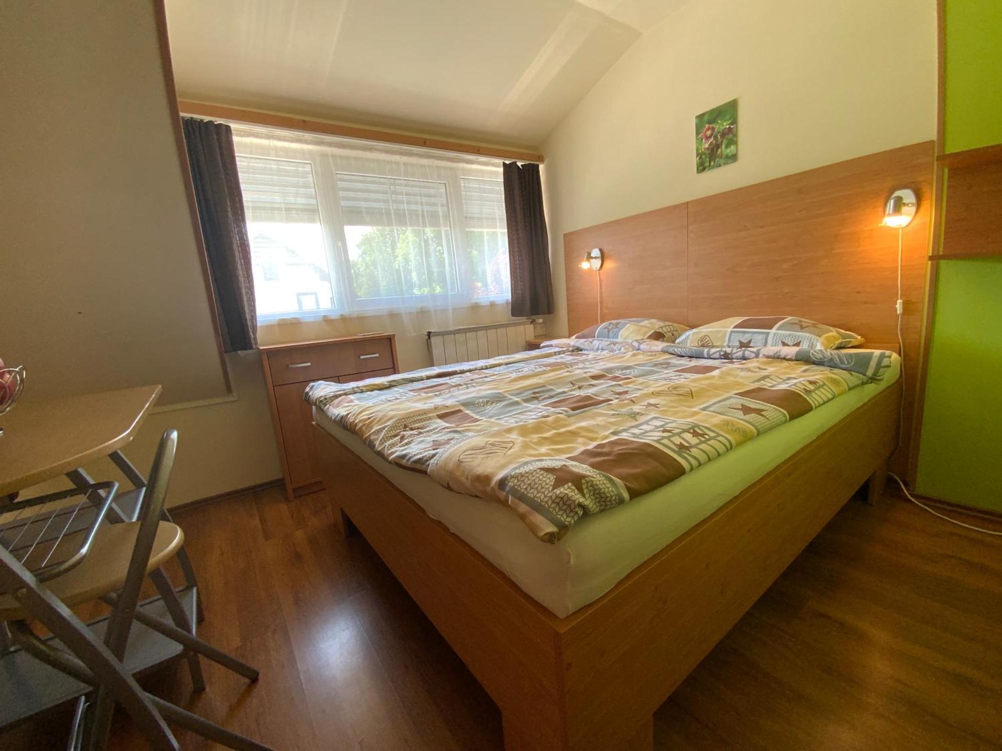 Elso Fecske Apartmanok Siófok Esterno foto