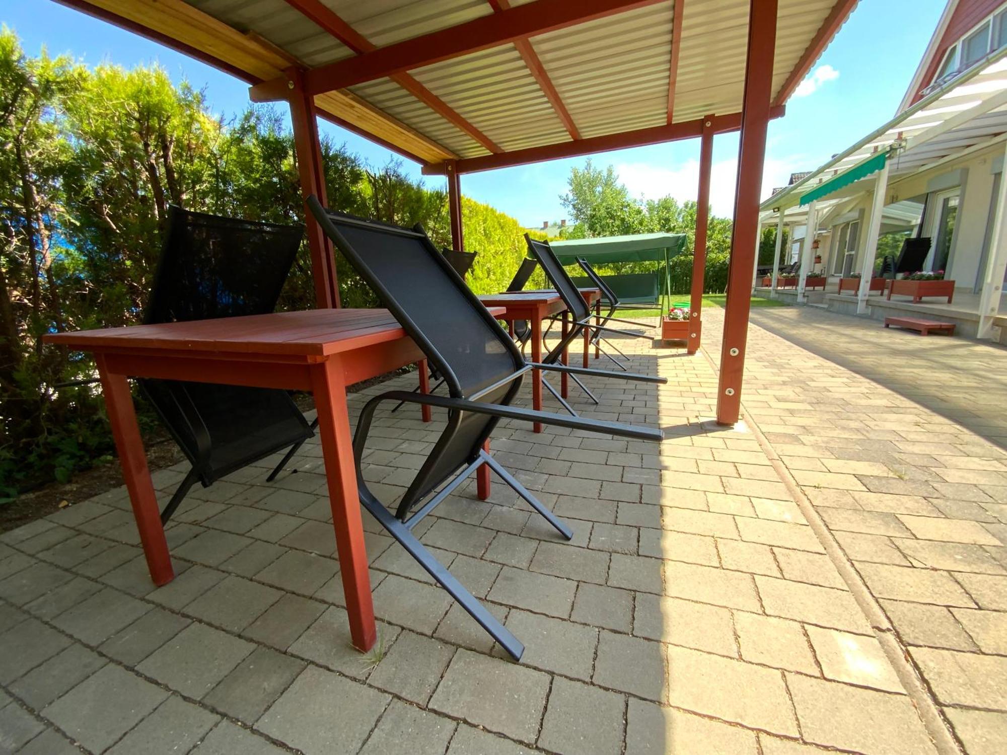 Elso Fecske Apartmanok Siófok Esterno foto